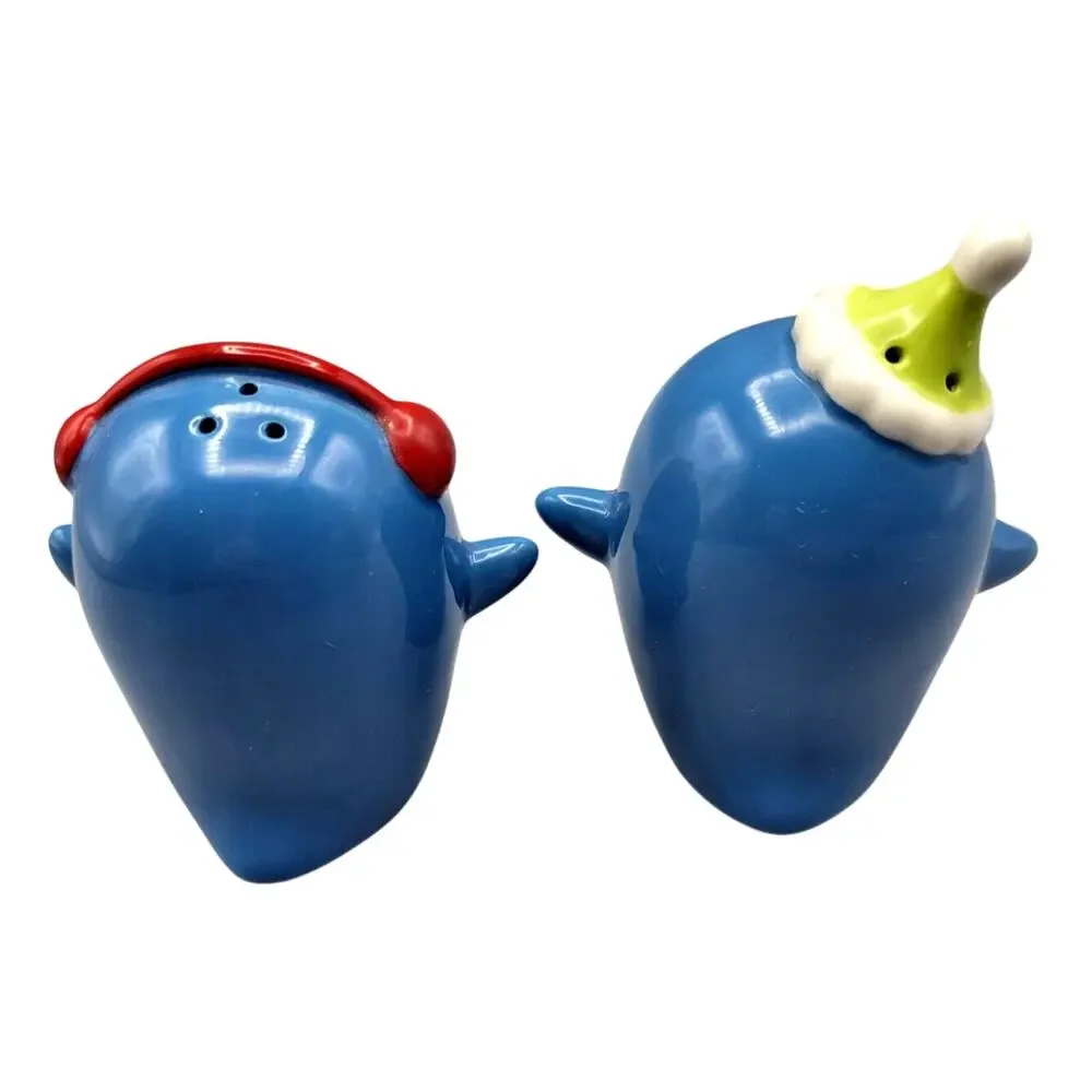 Blue White Penguin Salt Pepper Shakers 4